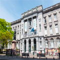 images representant le batiments de universiter de liege uliege , la  façade principale 